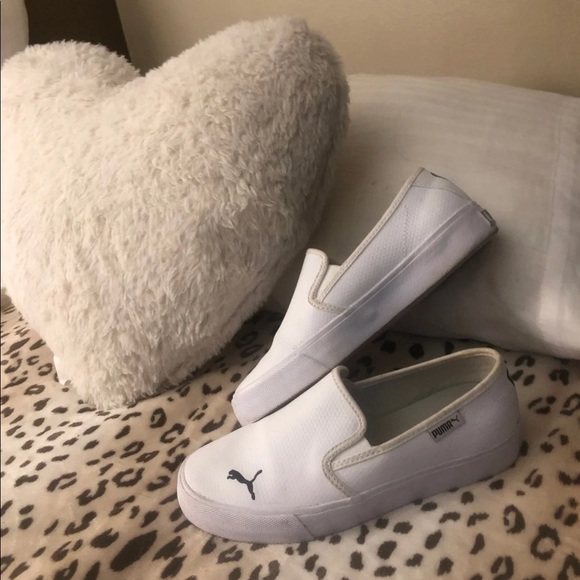 Women’s slip-on Puma sneakers - Picture 1 of 4